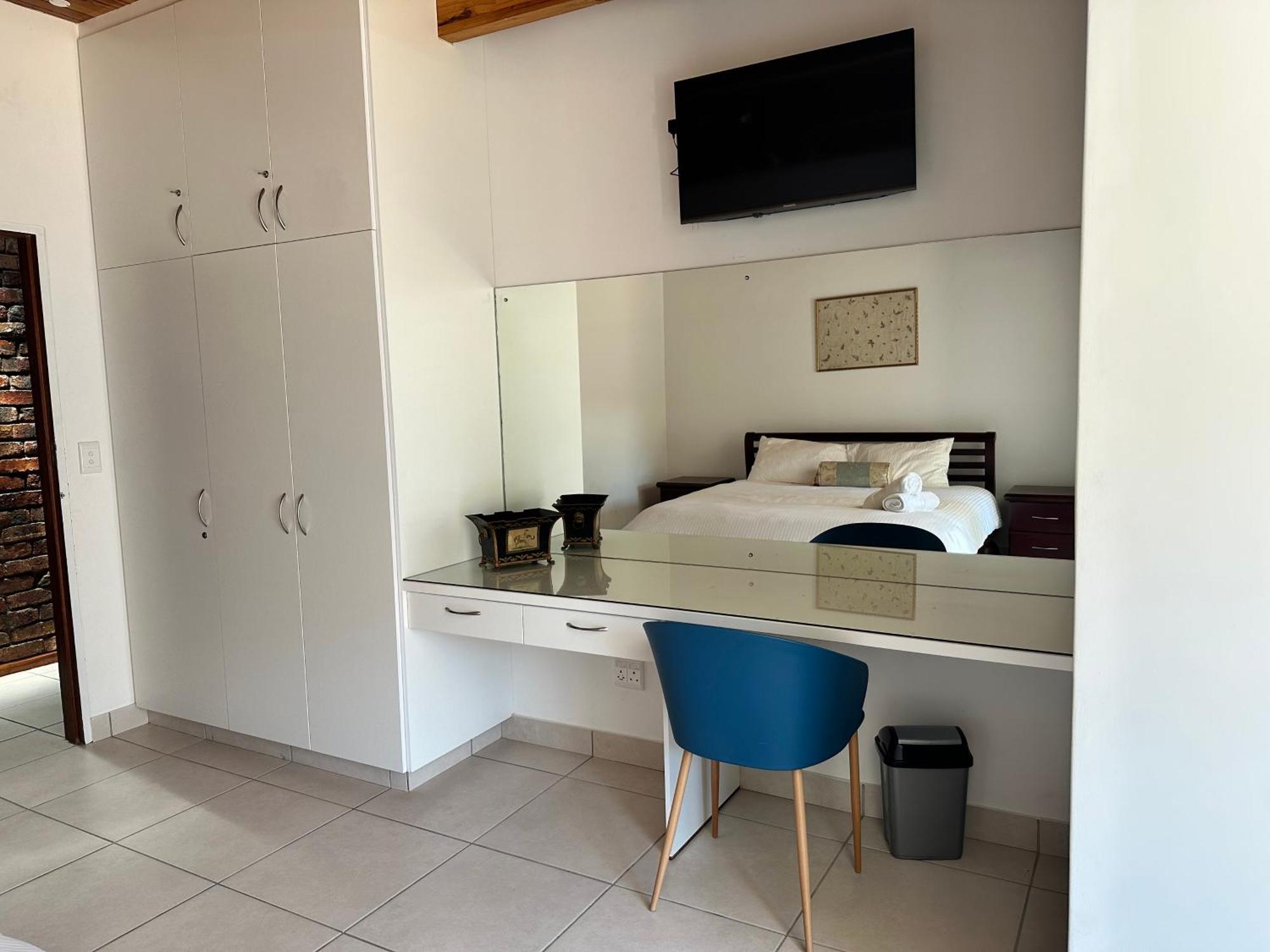 Gigi At The Palm Tree Hotel Plettenberg Bay Exterior photo